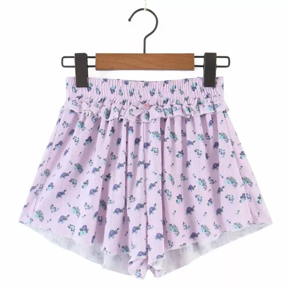 2 Piece Set Lilac Pointelle Shorts & Crop Top - Picture 7 of 15